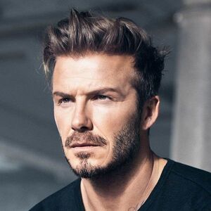 Ανδρικά Κουρέματα και Χτενίσματα - Κούρεμα ''pompadour'' (David Beckham)