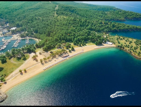 Εκδρομή εκπτωτικό κουπόνι –162€  Porto Carras Meliton 5★ στη Χαλκιδική